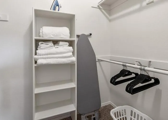 Apartment Landing Modern With Amazing Amenities Gilbert